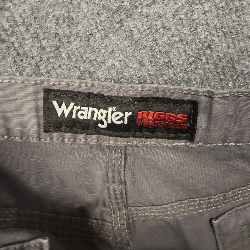 Wrangler Riggs Workwear Cargo Pants Mens 36x34 Gray Utility Workwear Ripstop - Picture 3 of 15
